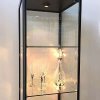 Vitrine glasskab - Showcase Tower Solo glasmontre med underskab, LED lys og lås - sort #5
