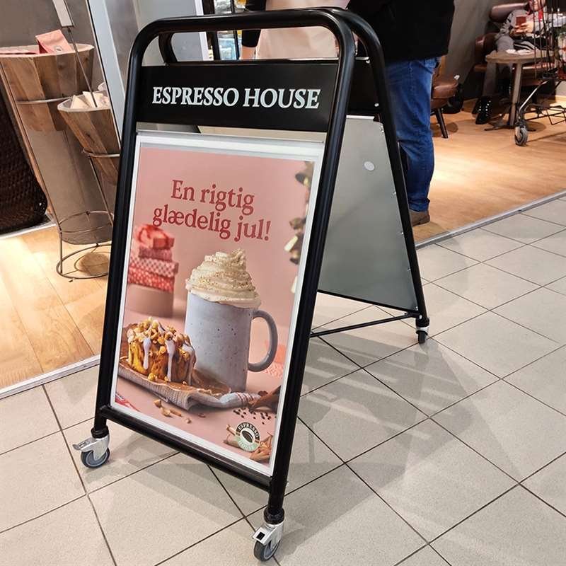 Expo Sign Lux Gadeskilt med logoplade og hjul - sort - 50 x 70 cm #4