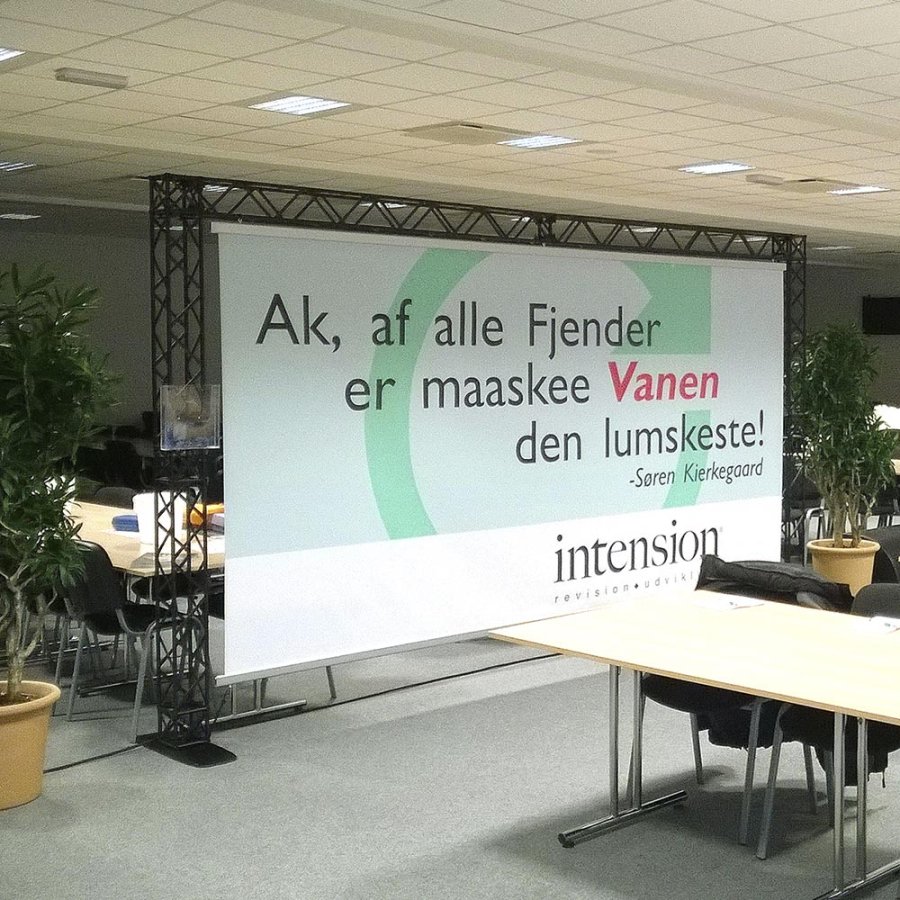 Crown Truss Middle base - 19,5x60,5cm - Sort