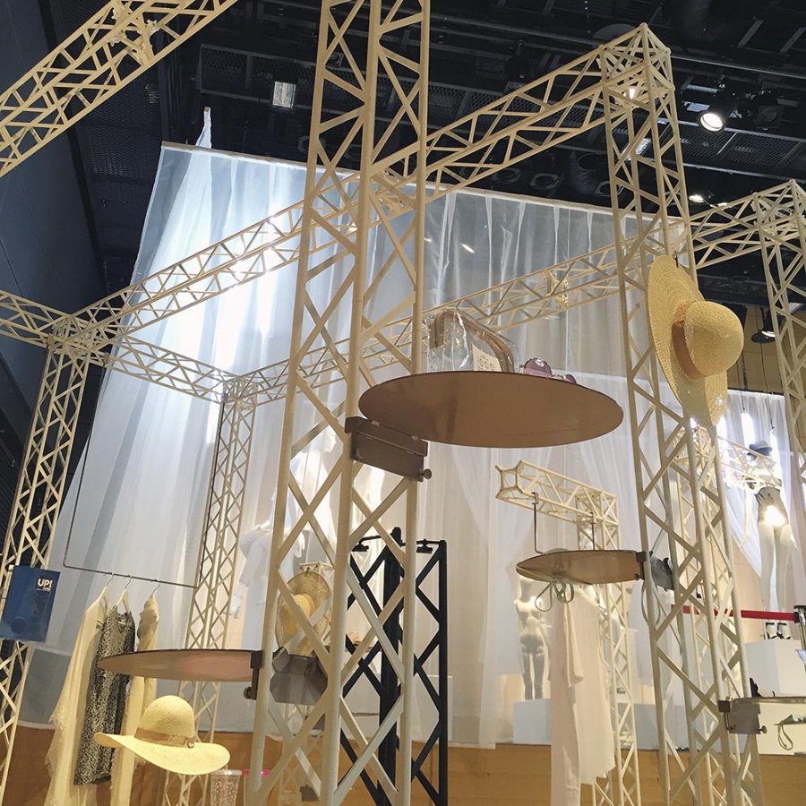 Crown Truss, Shelf Holder - Hvid