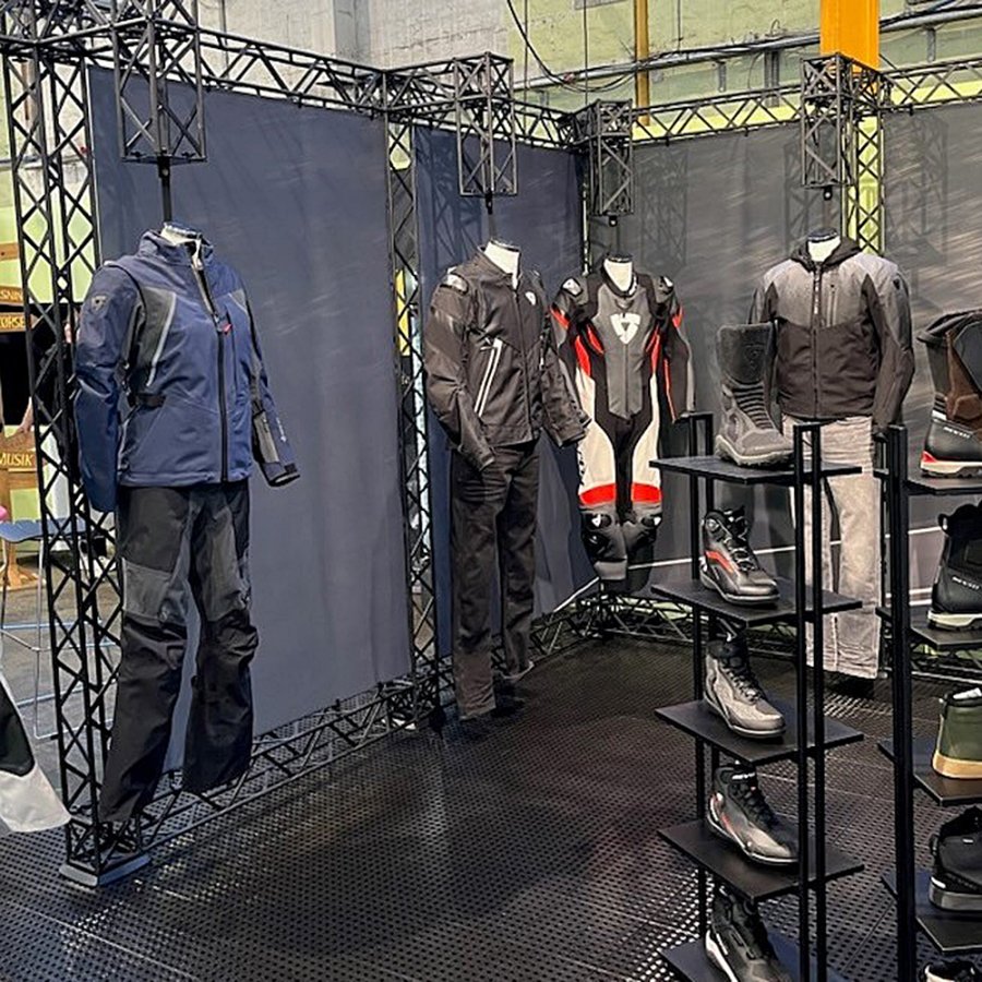 Crown Truss 15 3-delt v&aelig;g - sort