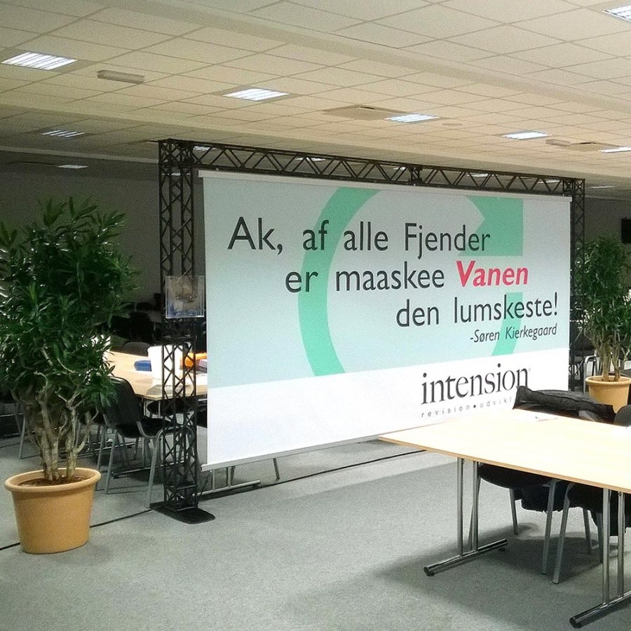 Crown Truss 15 bannerv&aelig;g - sort