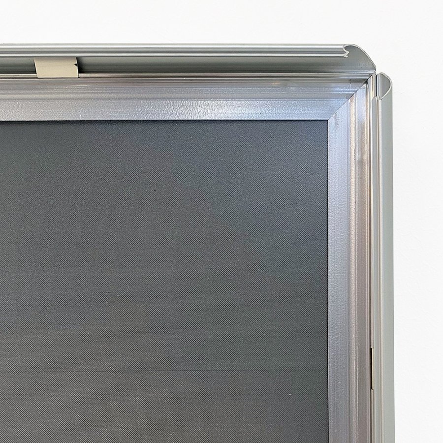 Klikramme med 17mm aluminium profil, s&oslash;lv - A2