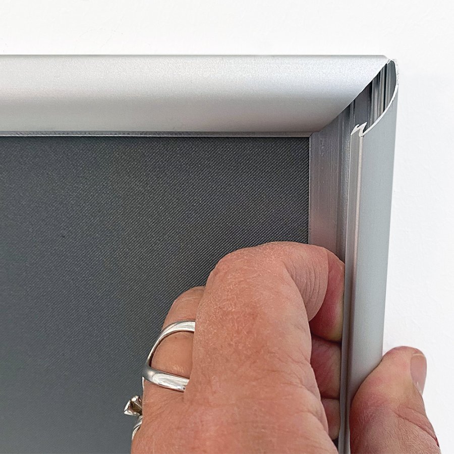 Klikramme med 17mm aluminium profil, s&oslash;lv - 70 x 100 cm