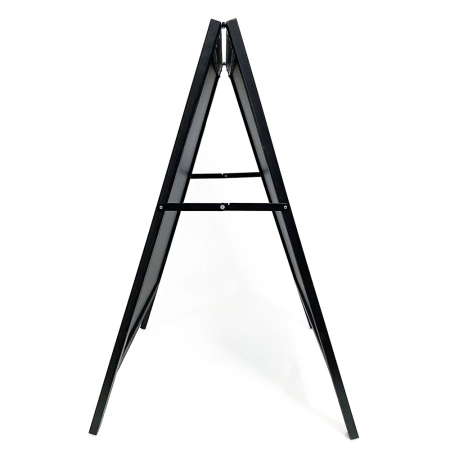 Wooden A-skilt i sortbejdset tr&aelig;, med st&aring;ltavler,  59 x 78 cm