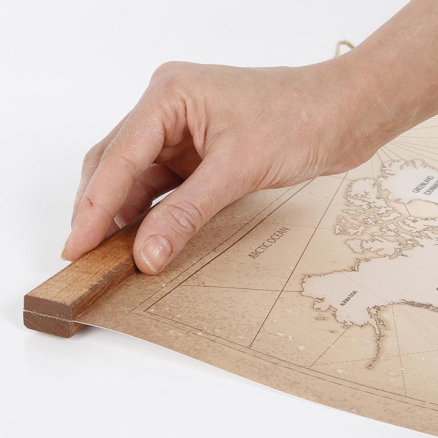 Wood Poster Hanger i m&oslash;rk b&oslash;g. plakatliste i tr&aelig;, magnetisk - 50cm s&aelig;t