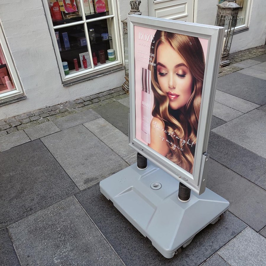 Wind-Sign Waterbase Gadeskilt - A0 - s&oslash;lv