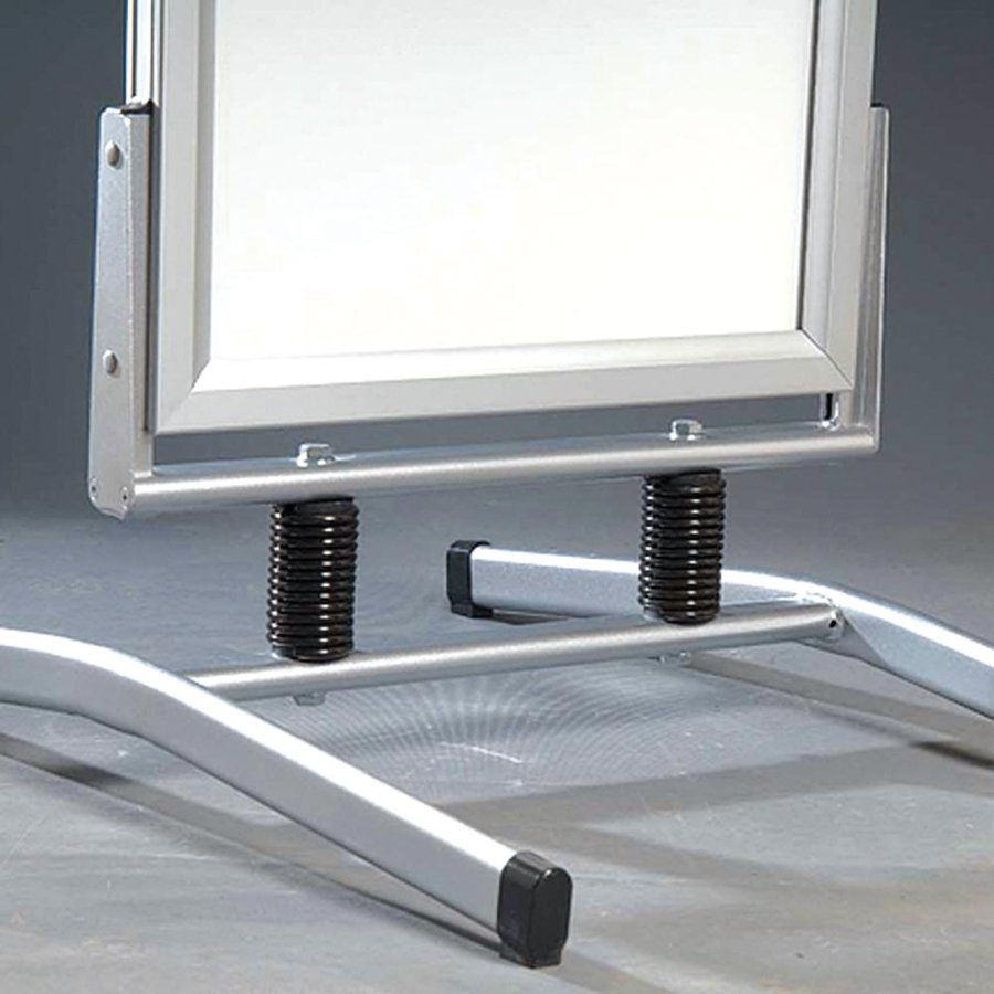 Wind-Line Lux Gadeskilt - 100x140 cm - s&oslash;lv