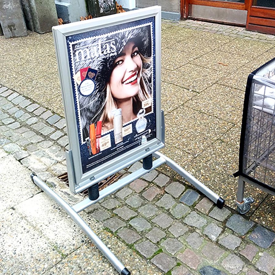 Wind-Line Basic Gadeskilt - A1 - s&oslash;lv