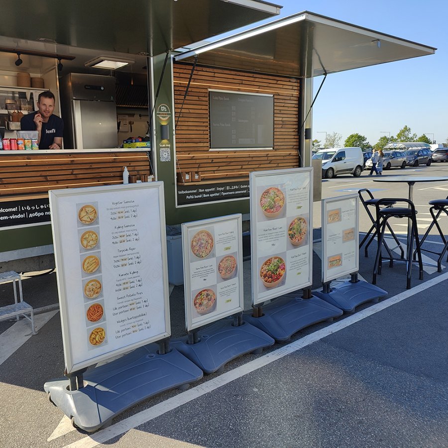 Wind-Sign Waterbase Pro Gadeskilt - s&oslash;lv - A0