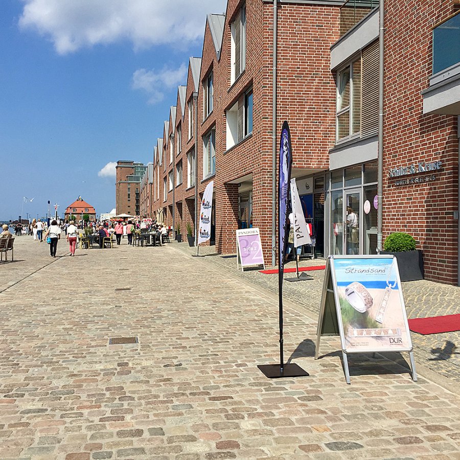 Alu-Line Rondo Gadeskilt - A0 - s&oslash;lv