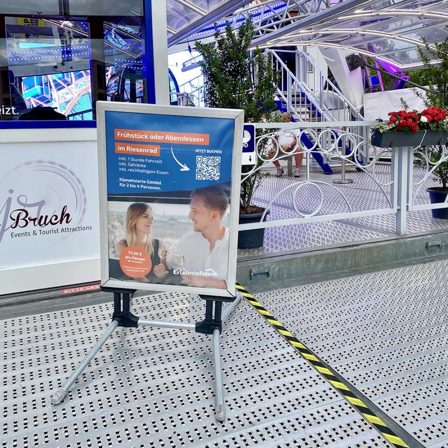 Wind-Line Budget Gadeskilt - 70x100 cm - s&oslash;lv