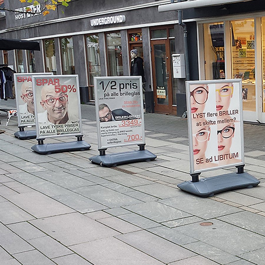 Wind-Sign Waterbase Budget Gadeskilt - 50x70 cm - s&oslash;lv