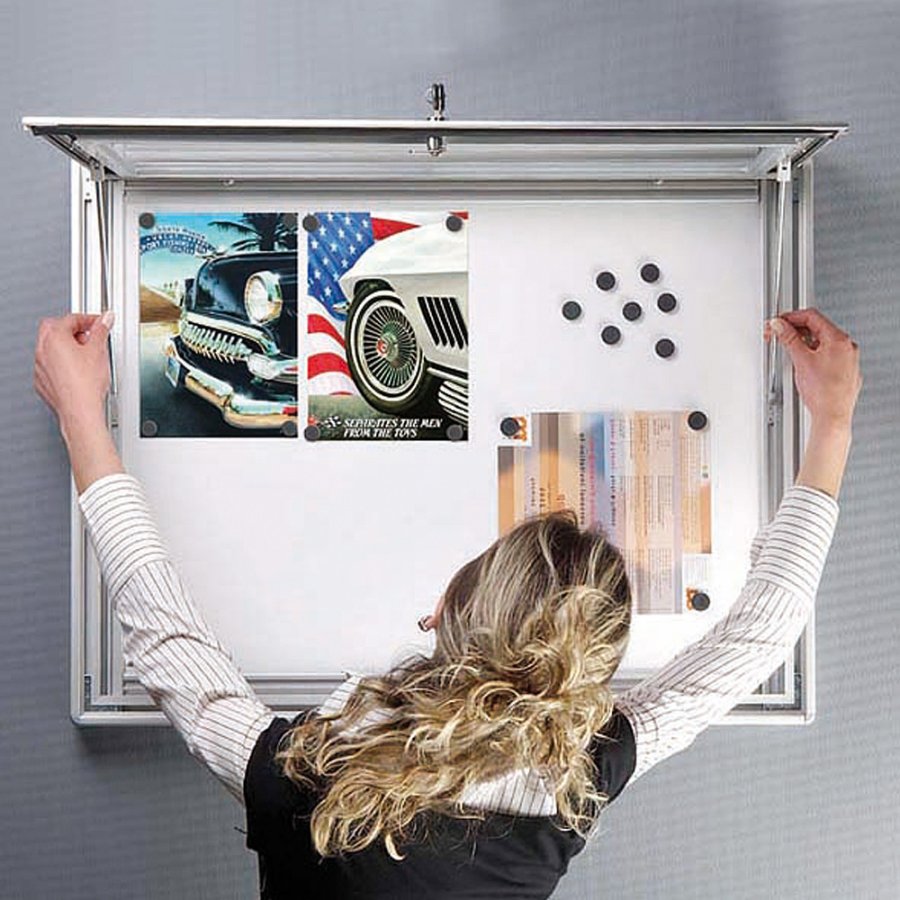 INFOBOX magnetic m/l&aring;s 12xA4