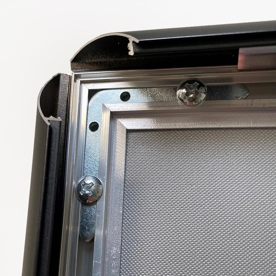 BASIC Infostand A4 - 92mm h&oslash;j - A4 Klikramme profil 25mm, sort