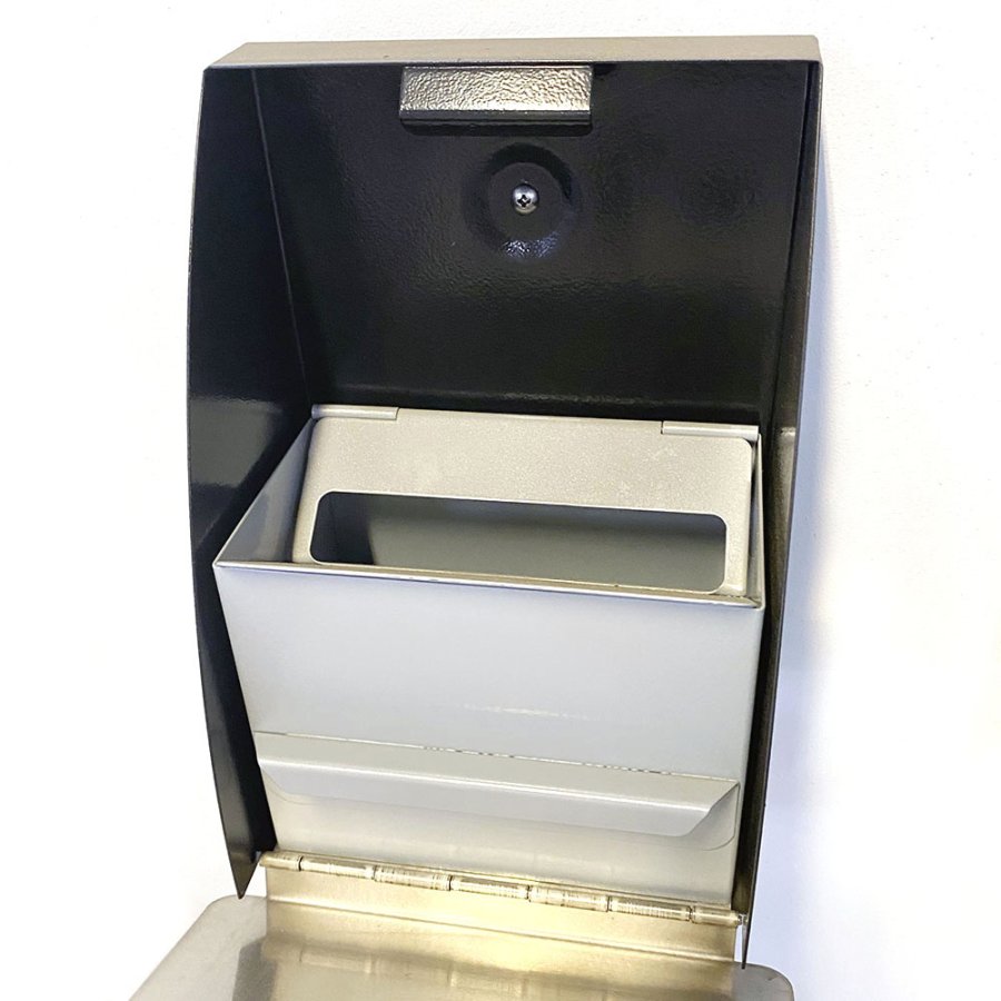 Askeb&aelig;ger i B&oslash;rstet St&aring;l