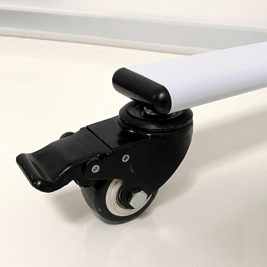 Inspire Pivot Svingtavle - Mobilt vendbart whiteboard, 120x150 cm