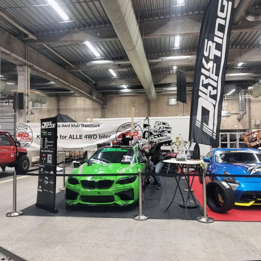 S&oslash;lv Afsp&aelig;rringsstolpe - 1 Stander med 3m sort b&aring;nd