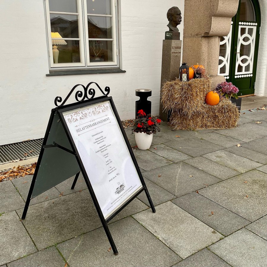 Antique Gadeskilt - 50x70 cm - sort